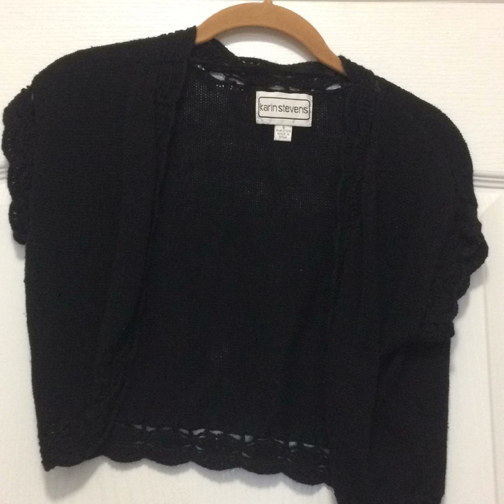 Black knit shrug